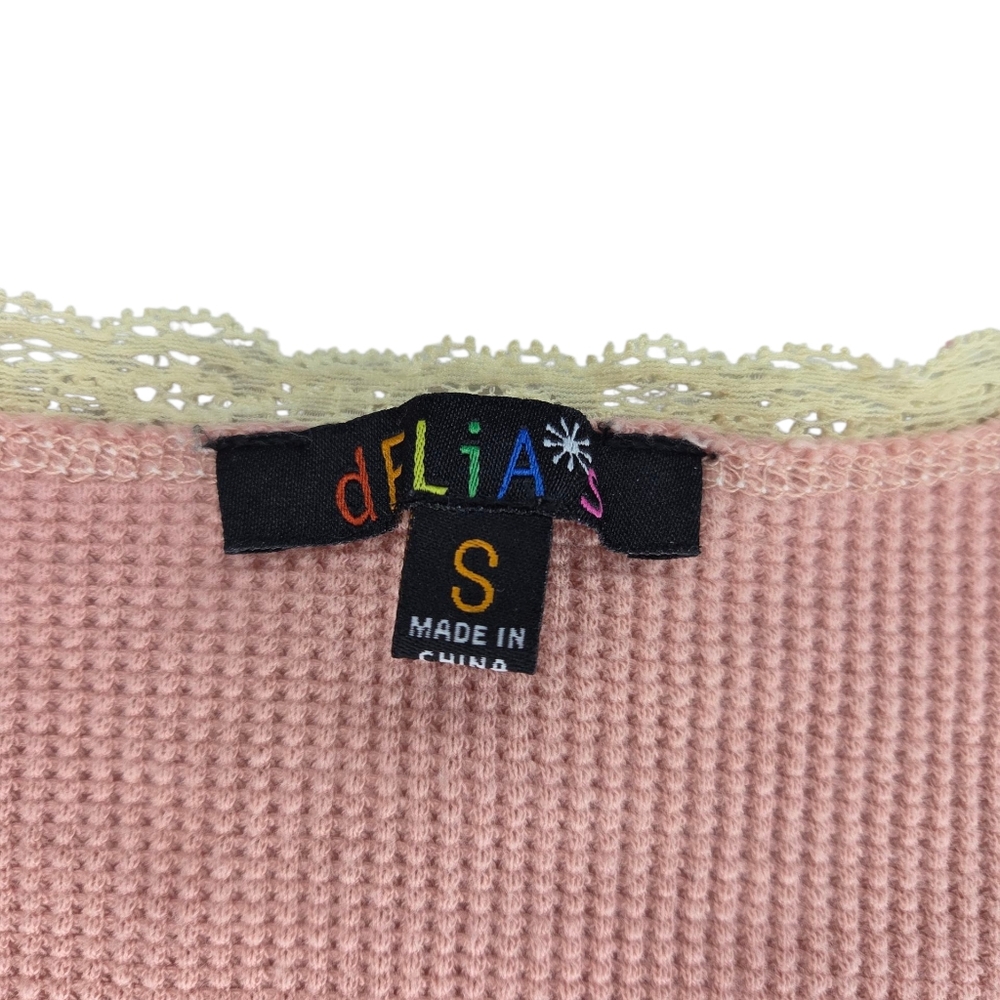 Delia's Waffle Knit Crew Lace Neck Tee Size S - Picture 6 of 6
